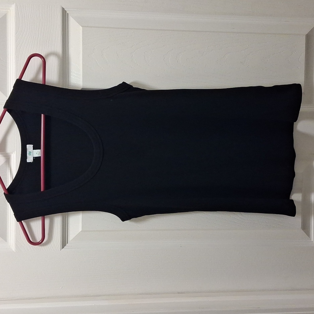 NWOT Tank Top - Picture 9 of 9